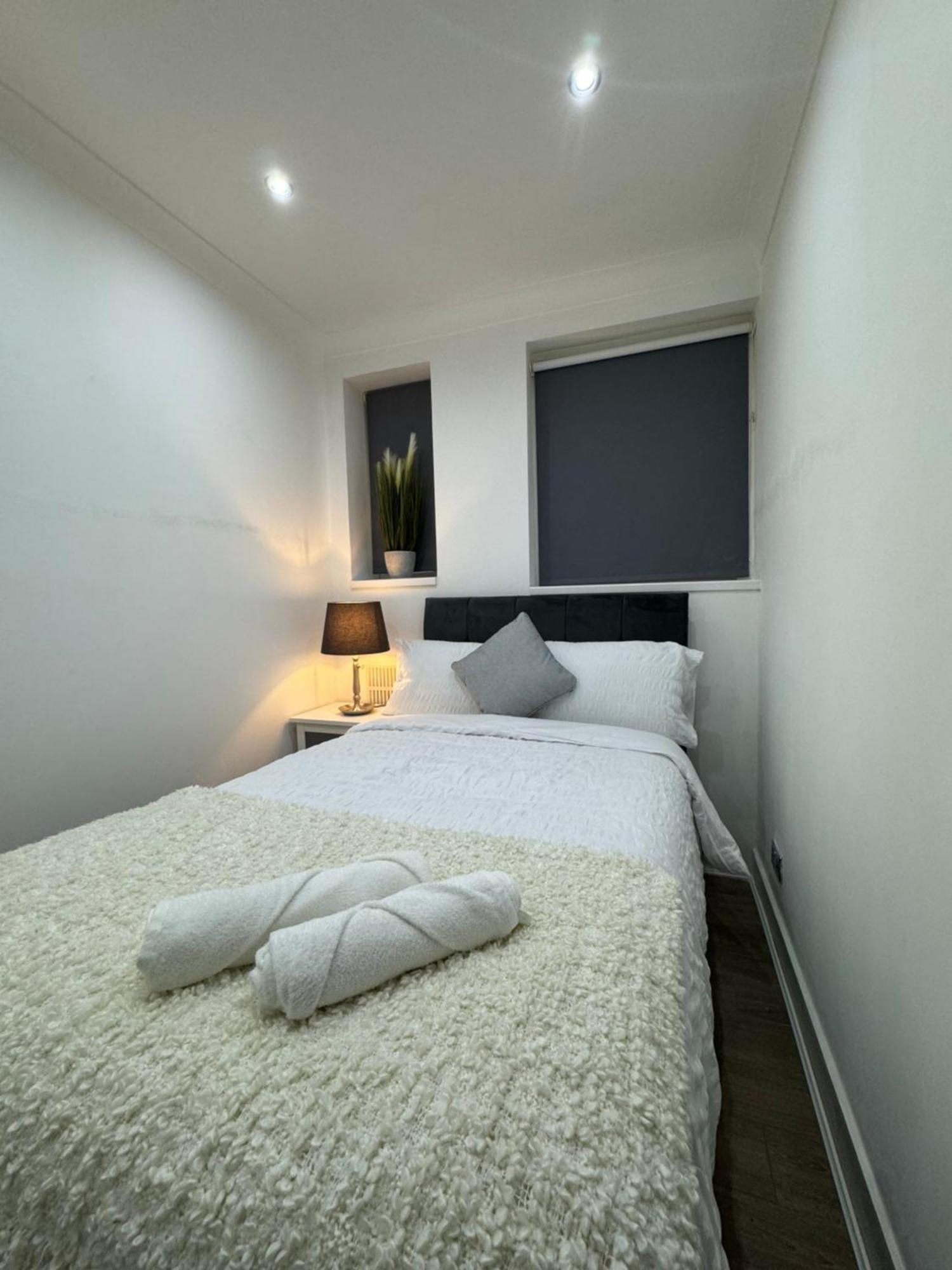 Manor Court 1 Apartment London Bagian luar foto