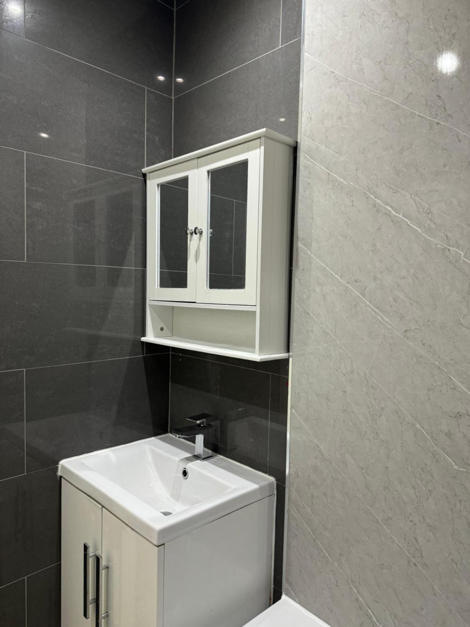 Manor Court 1 Apartment London Bagian luar foto