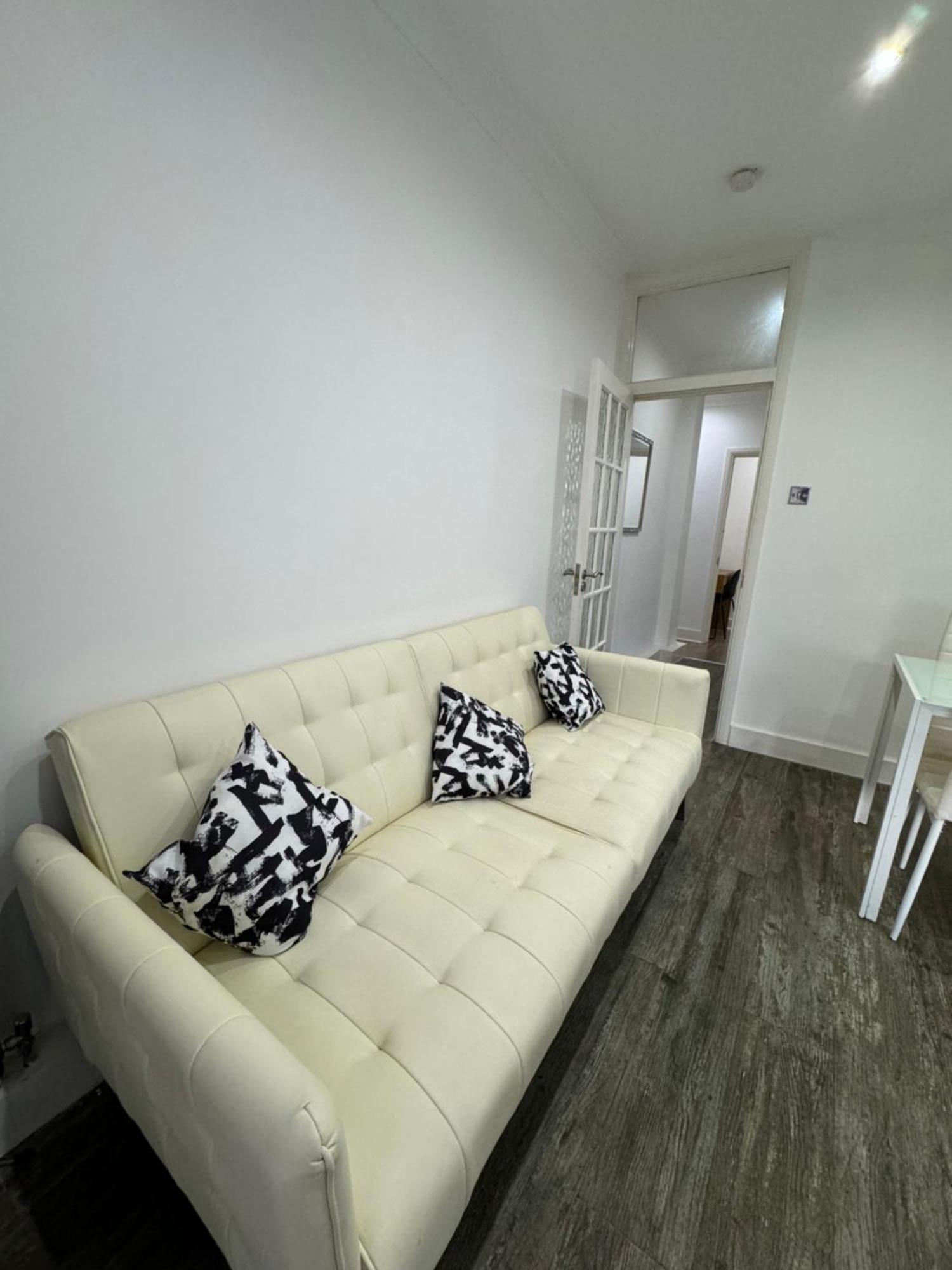Manor Court 1 Apartment London Bagian luar foto